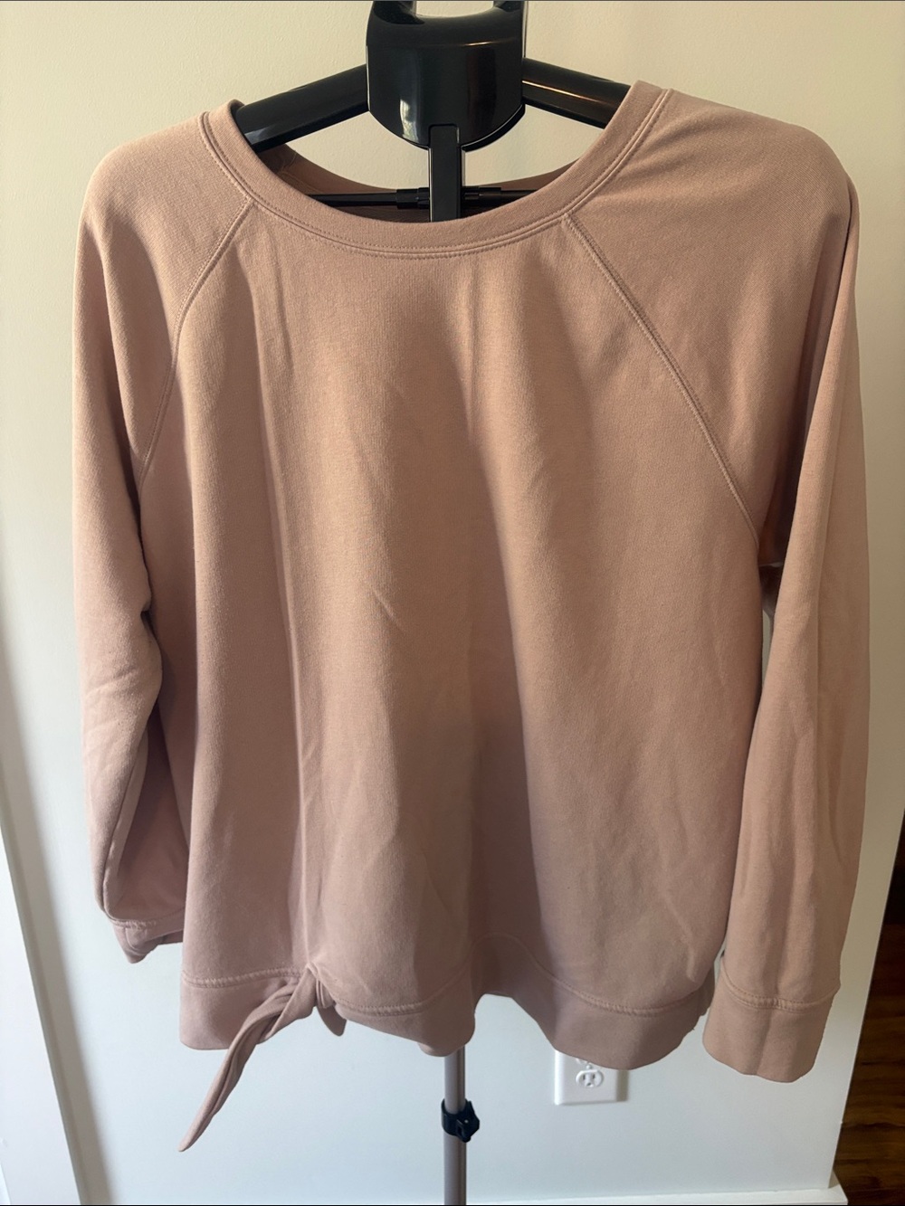 Old Navy Women's Dusty Rose Tie-Hem Sweatshirt